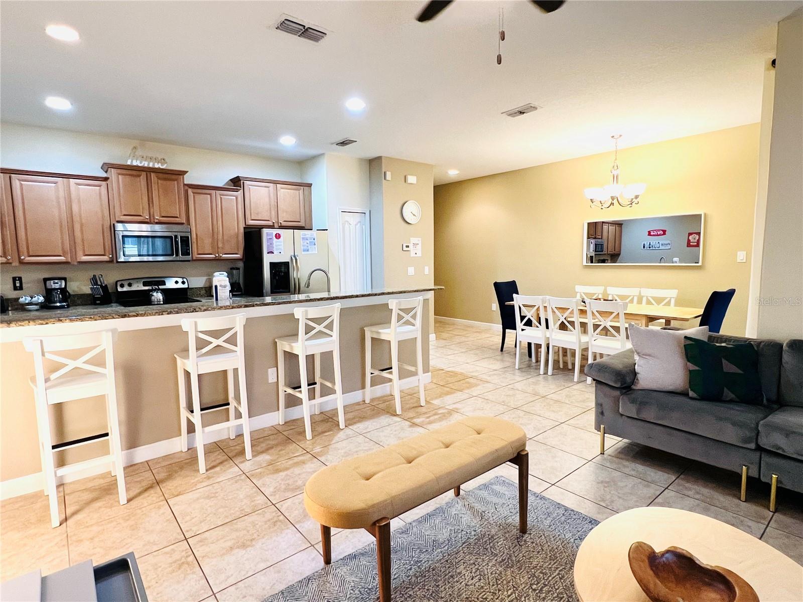 8953 California Palm Rd Property Photo 6