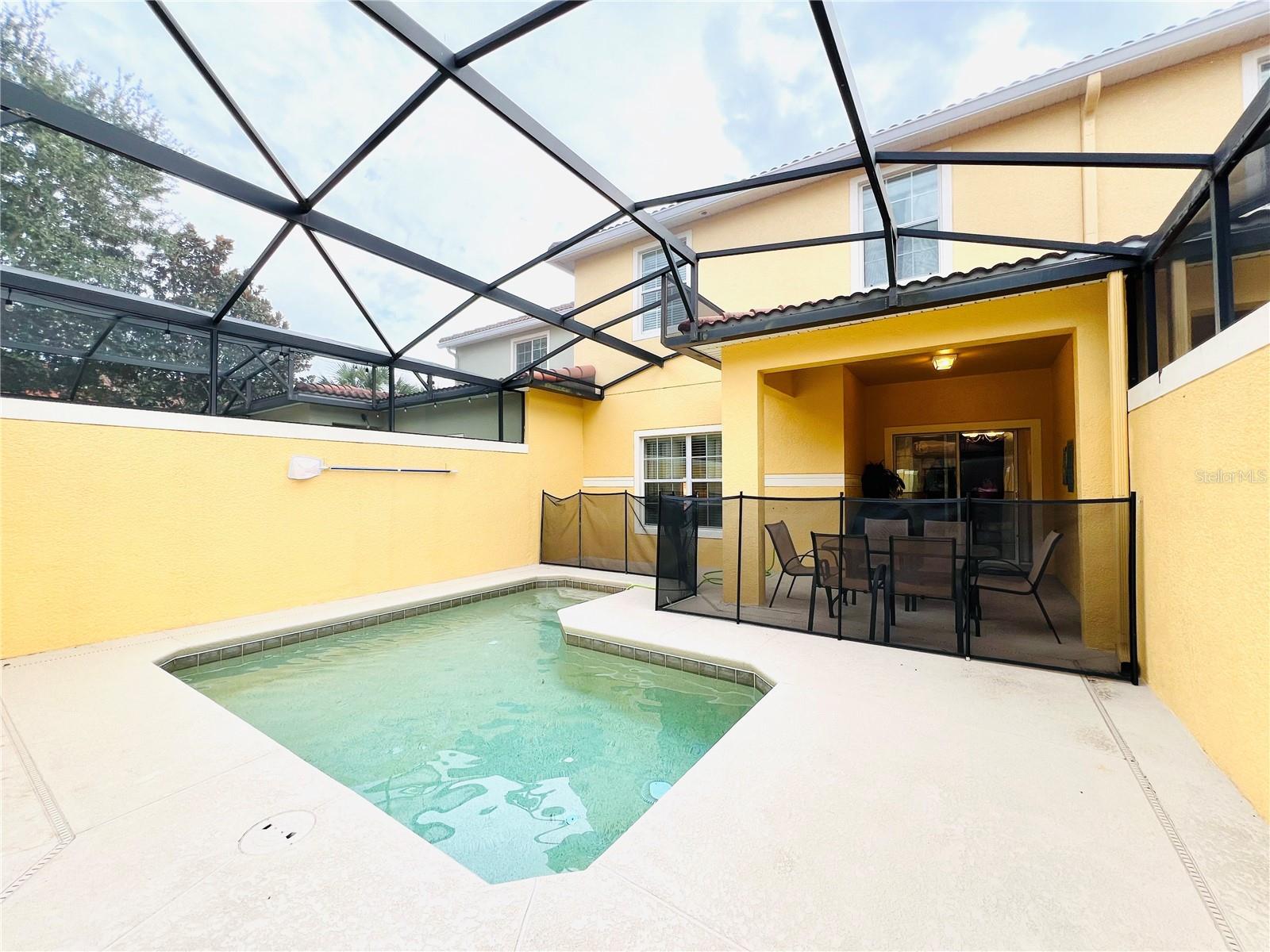 8953 California Palm Rd Property Photo 14
