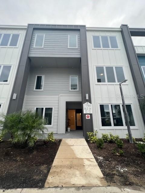 7760 Sandy Ridge Dr #212 Property Photo 1
