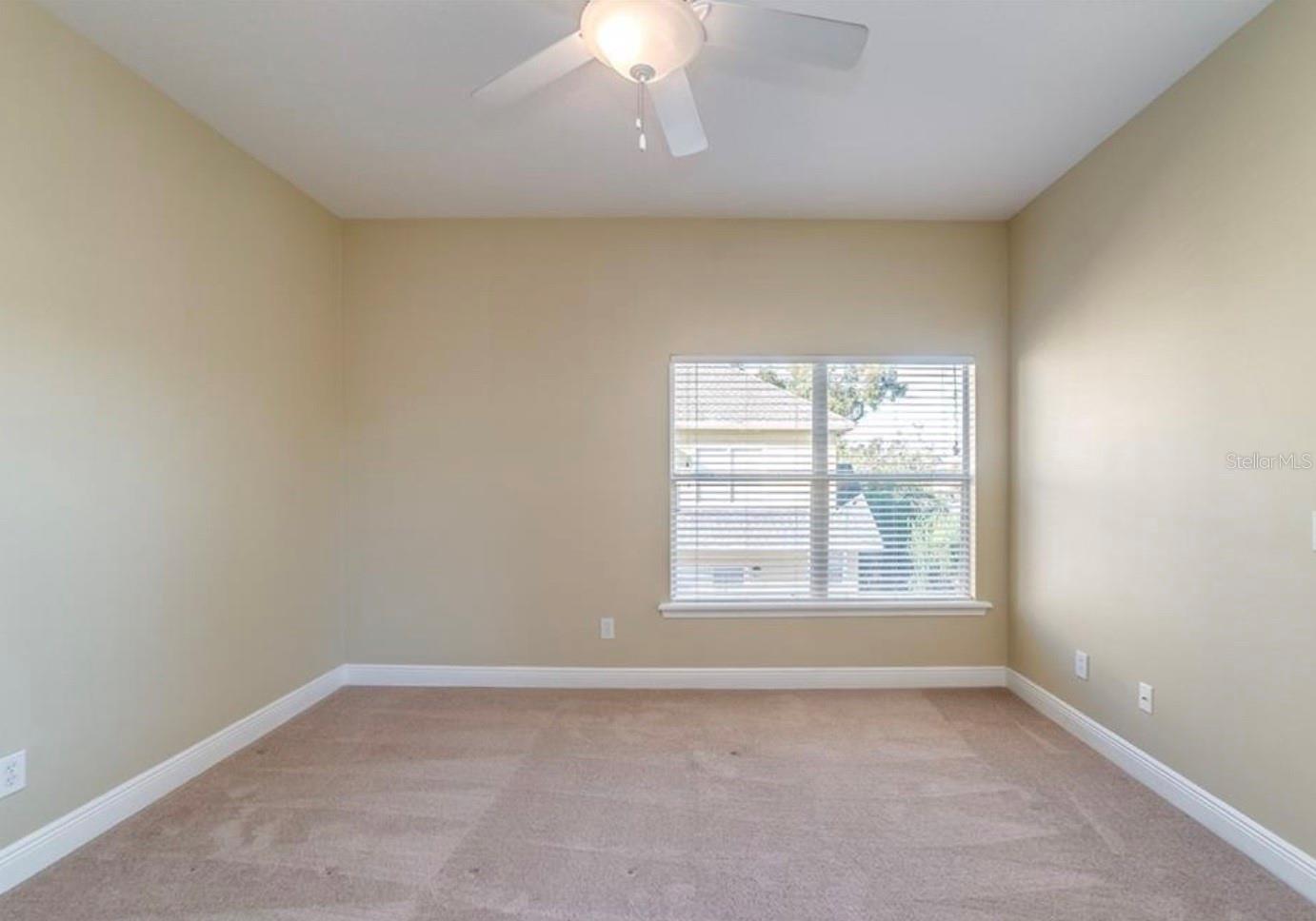 28 W Esther St #a Property Photo 13