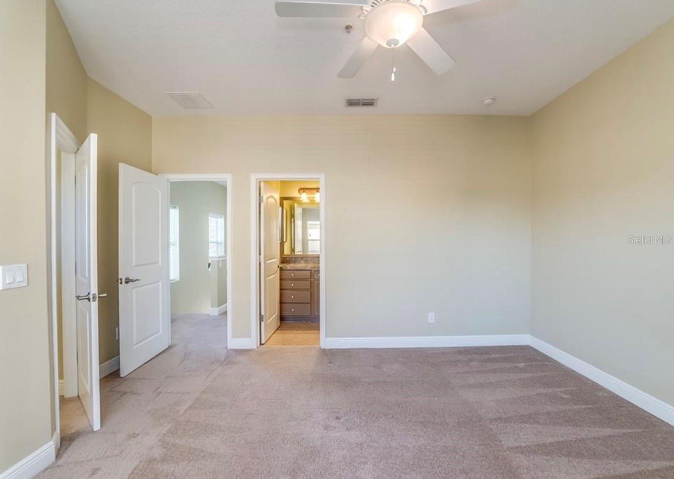 28 W Esther St #a Property Photo 19