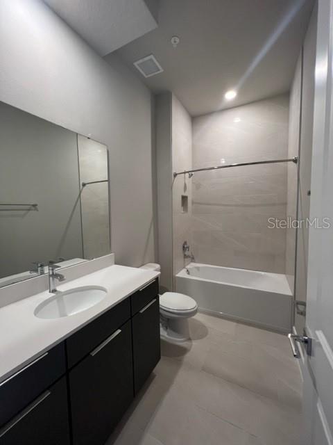 7760 Sandy Ridge Dr #119 Property Photo 5