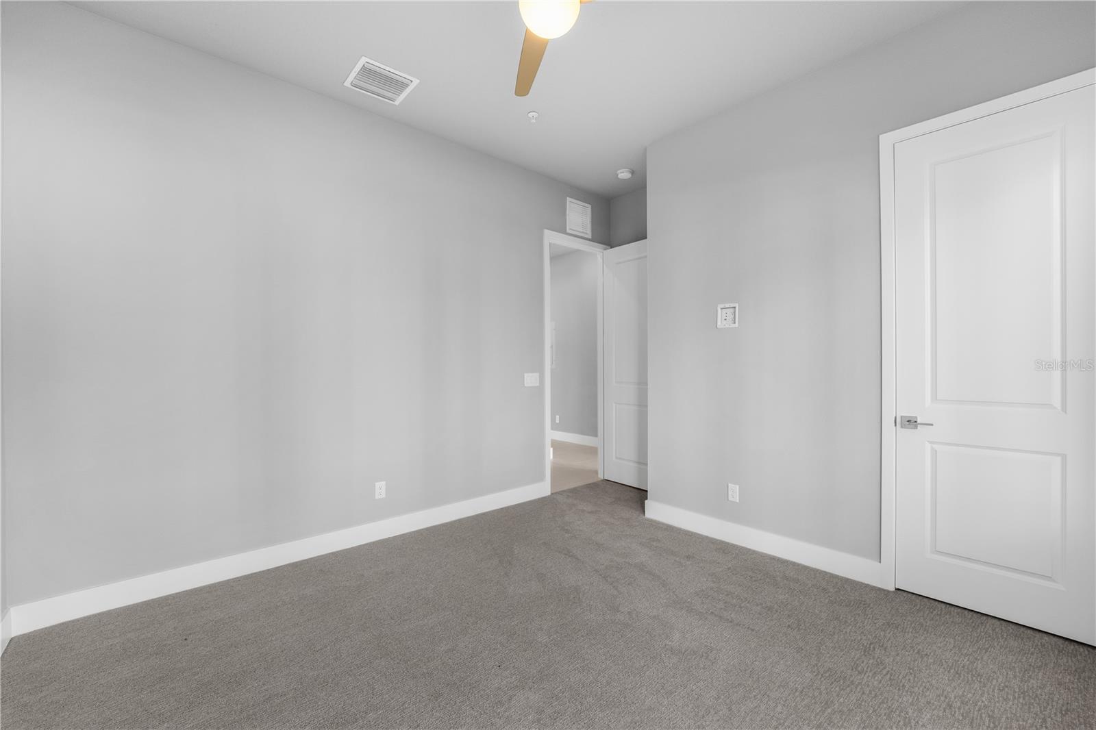 7740 Sandy Ridge Dr #132 Property Photo 29