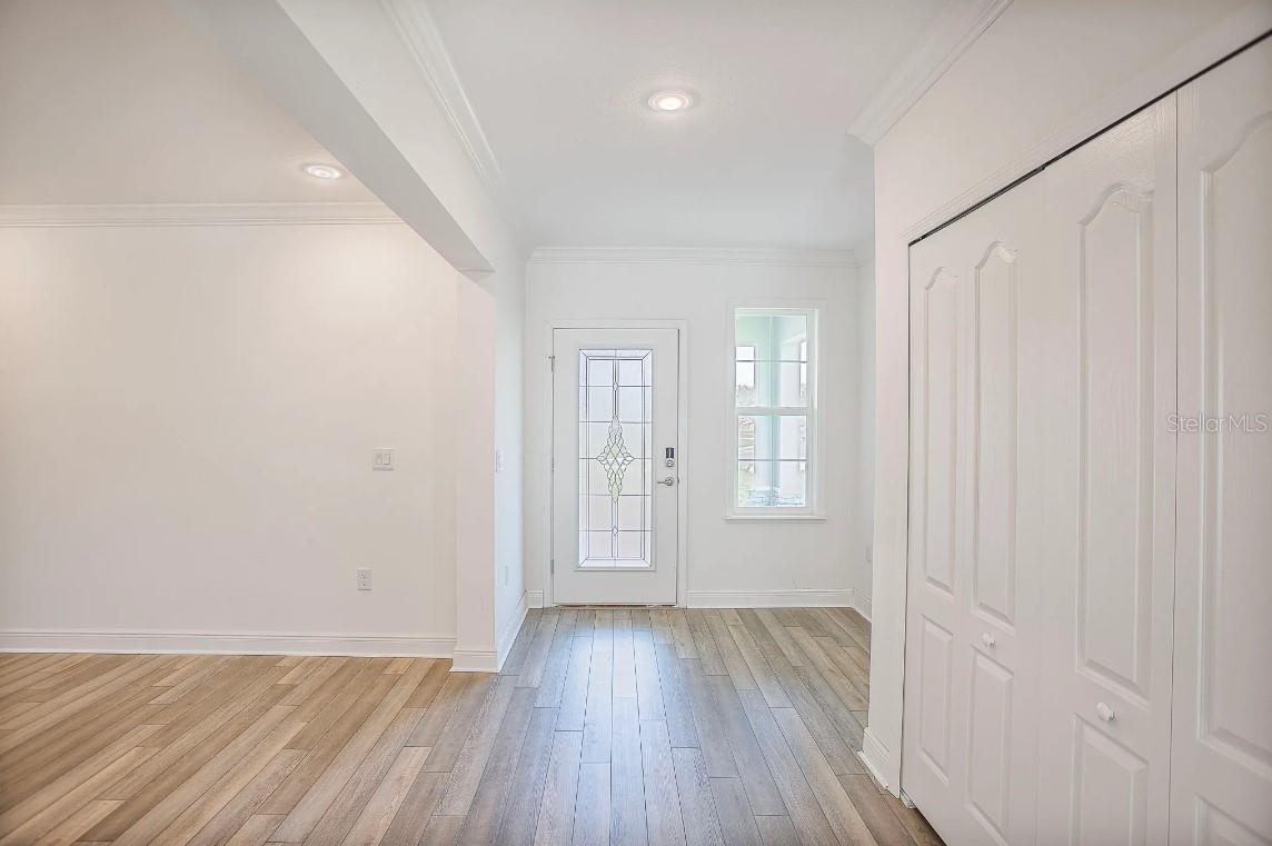 1372 Hartsdale St Property Photo 16