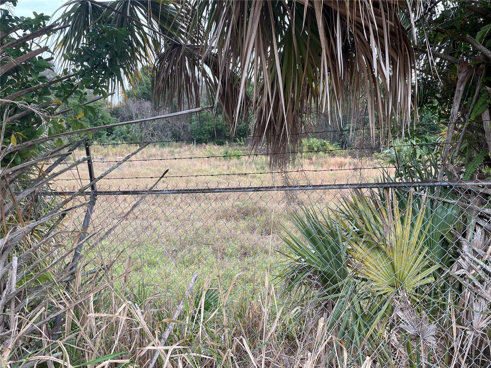 180 Thompson Ave Property Photo 1