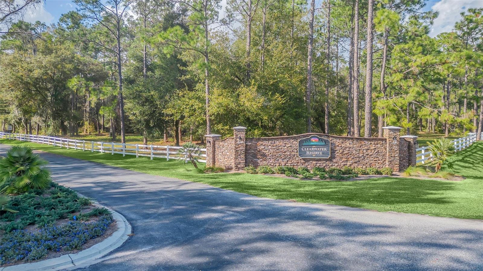 3106 Bright Lake Cir Property Photo 2