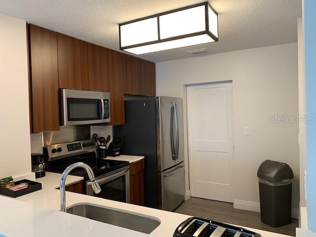 14501 Grove Resort Ave #2330 Property Photo 5