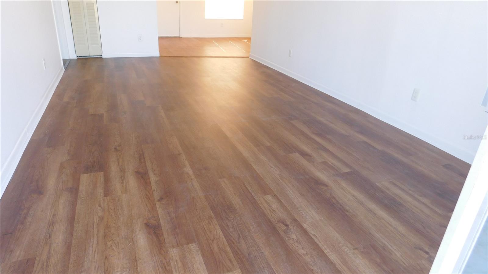 2540 Woodgate Blvd #204 Property Photo 8