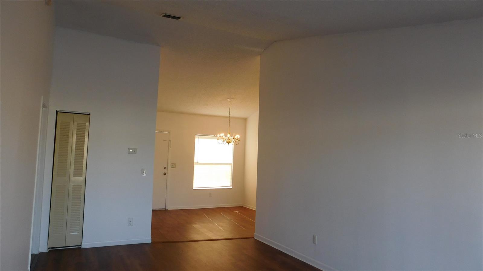 2540 Woodgate Blvd #204 Property Photo 19