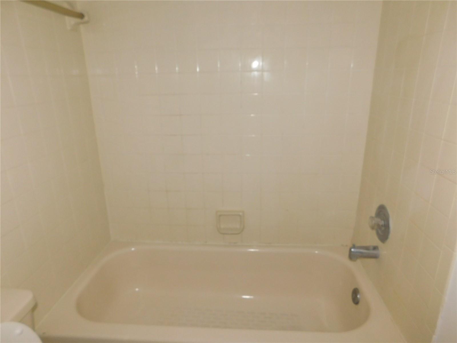2540 Woodgate Blvd #204 Property Photo 28
