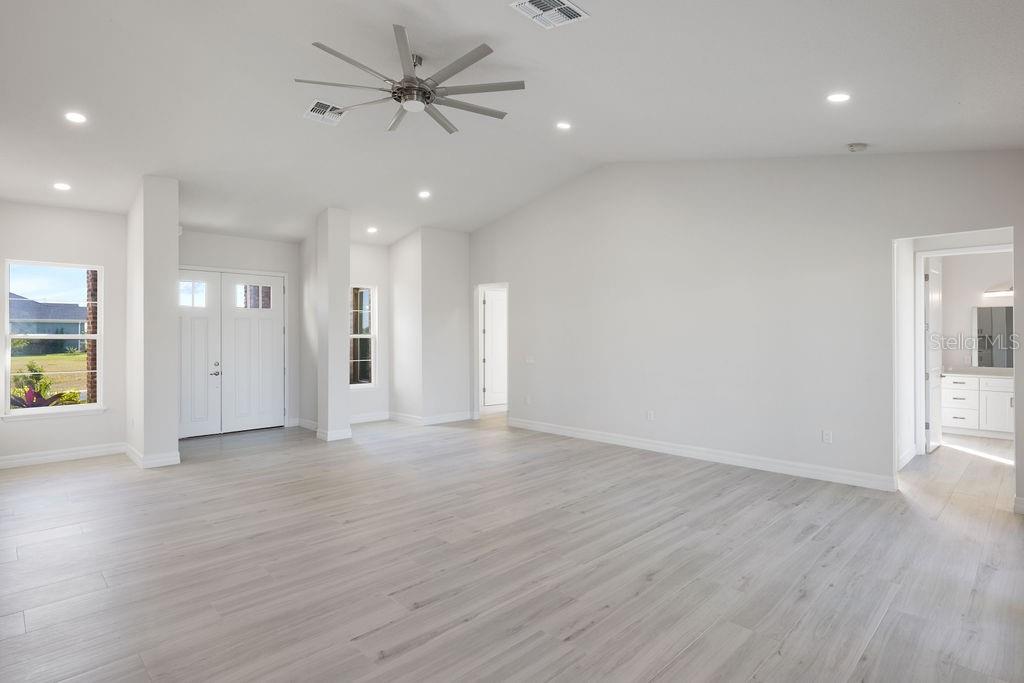 208 Snowy Orchid Way Property Photo 12