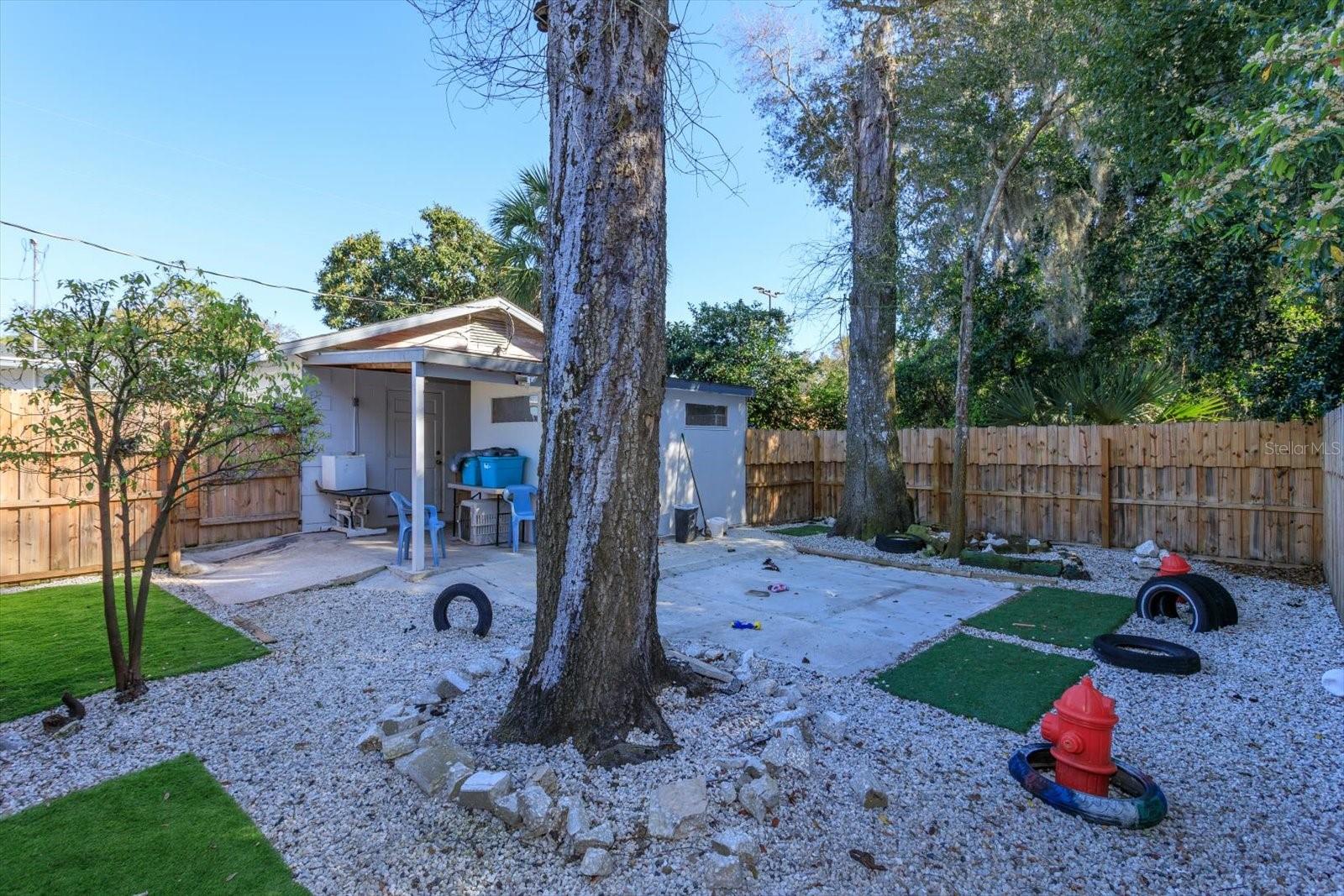 1933 S Volusia Ave Property Photo 33