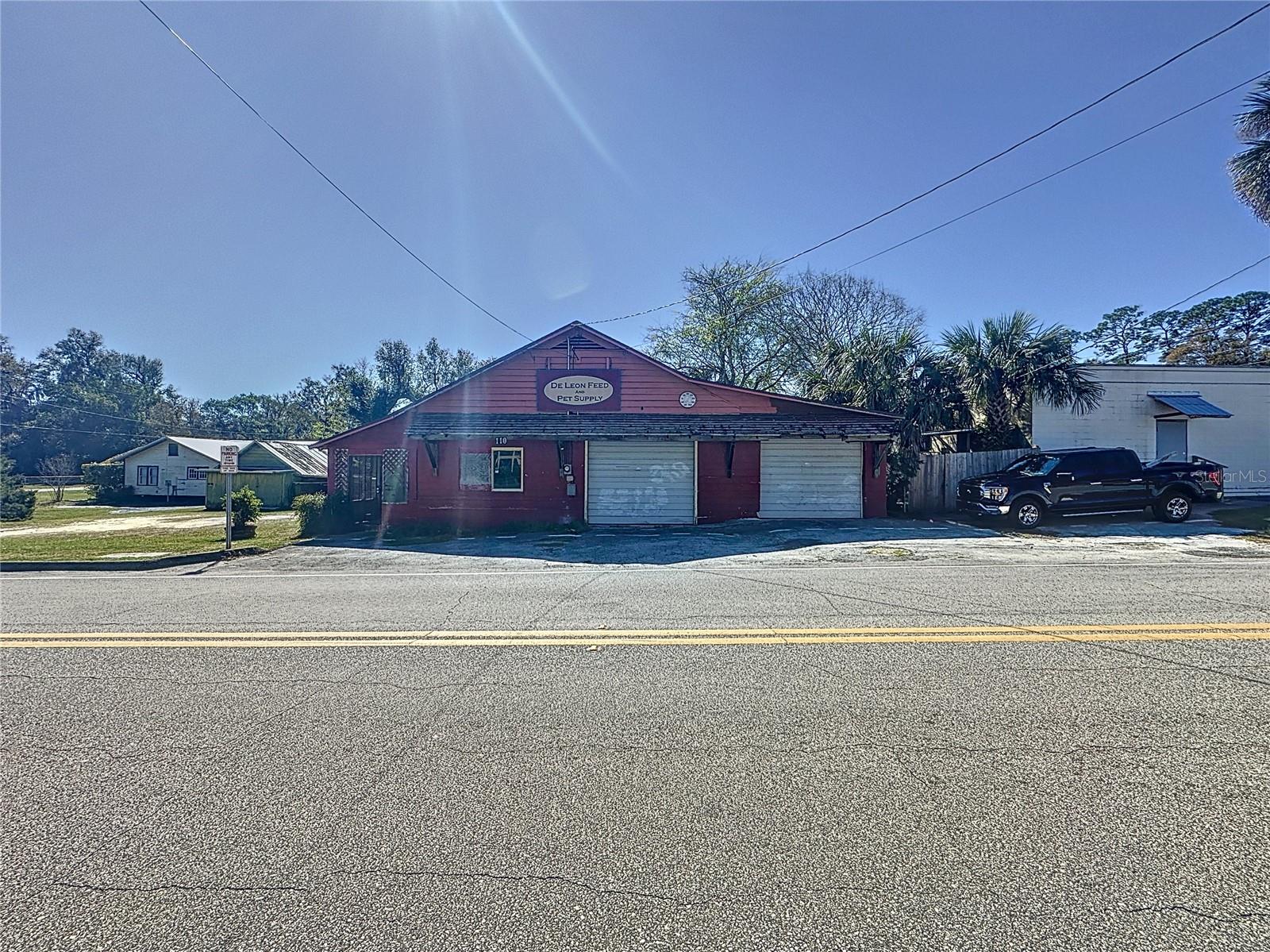 110 Reynolds Rd Property Photo 1