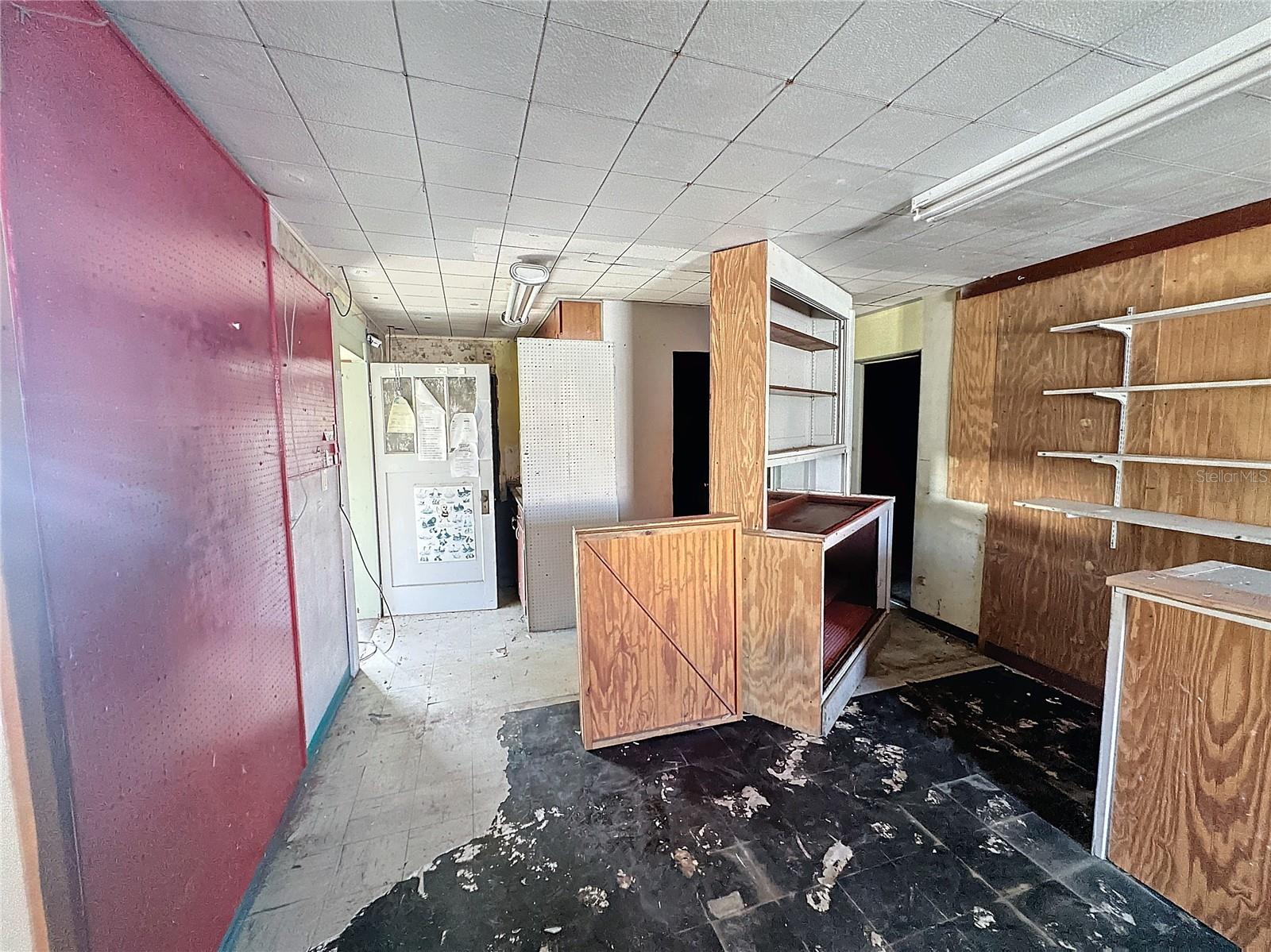 110 Reynolds Rd Property Photo 6