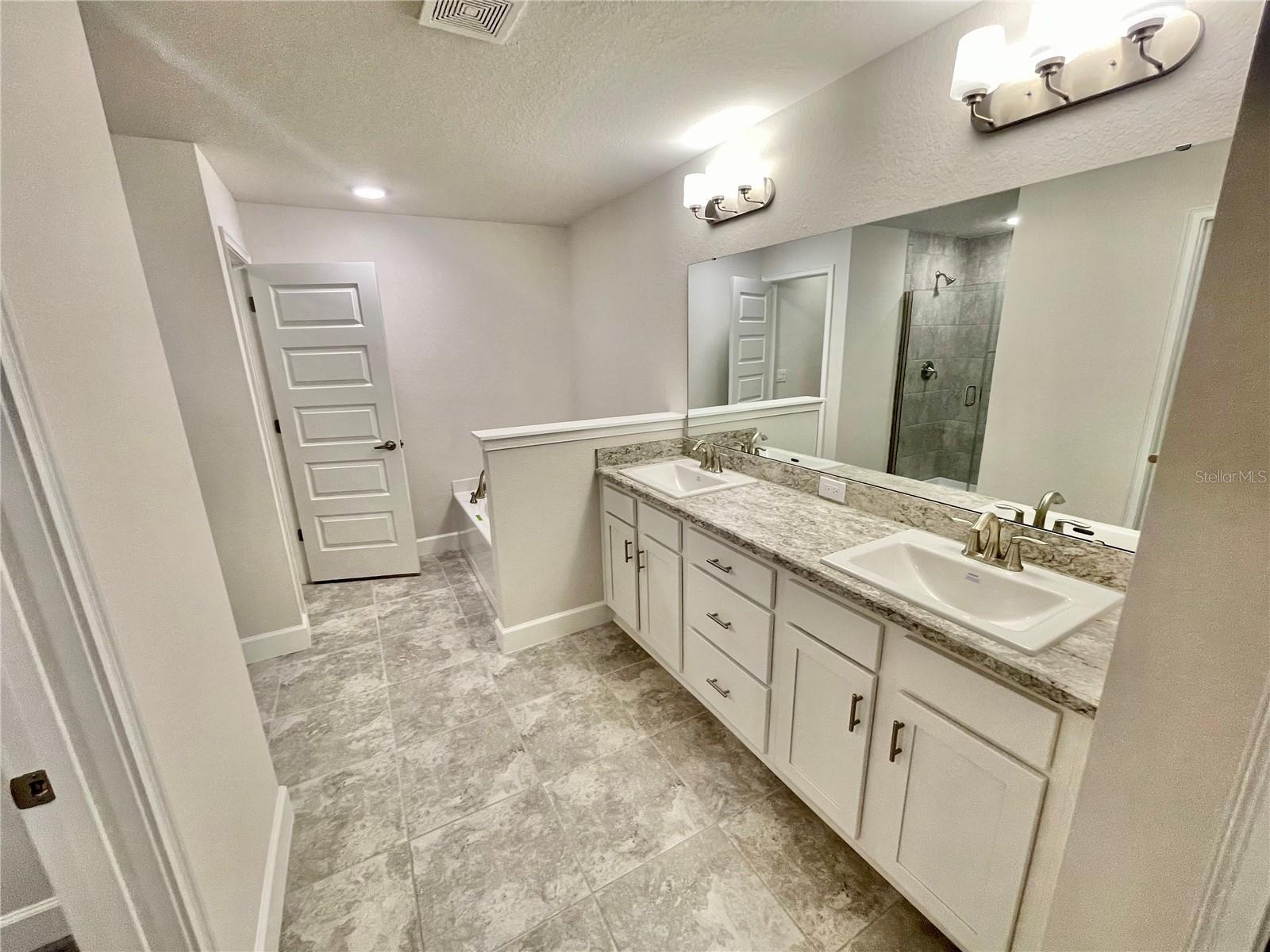 1262 Tagliamento Ln Property Photo 15