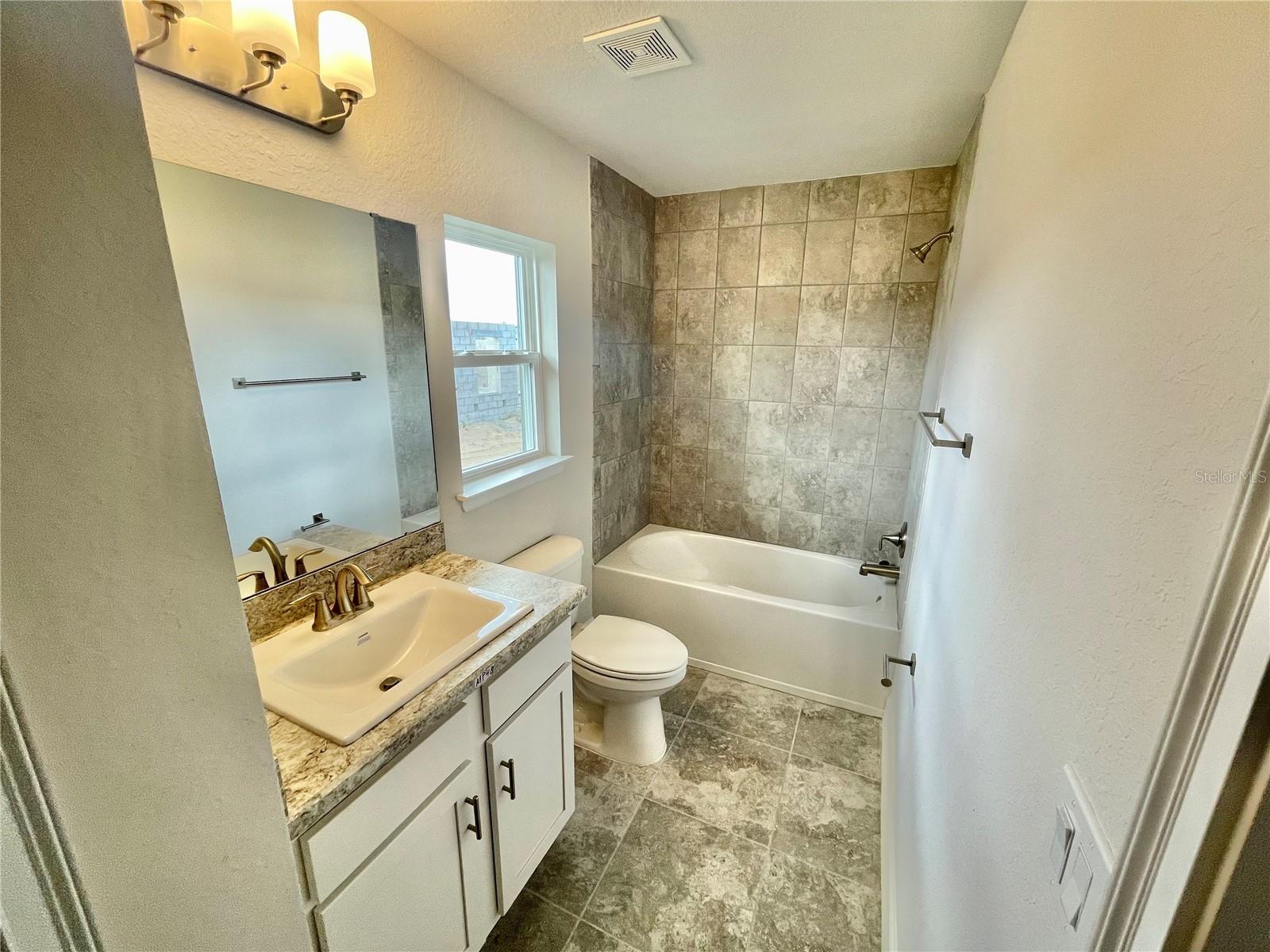 1262 Tagliamento Ln Property Photo 19