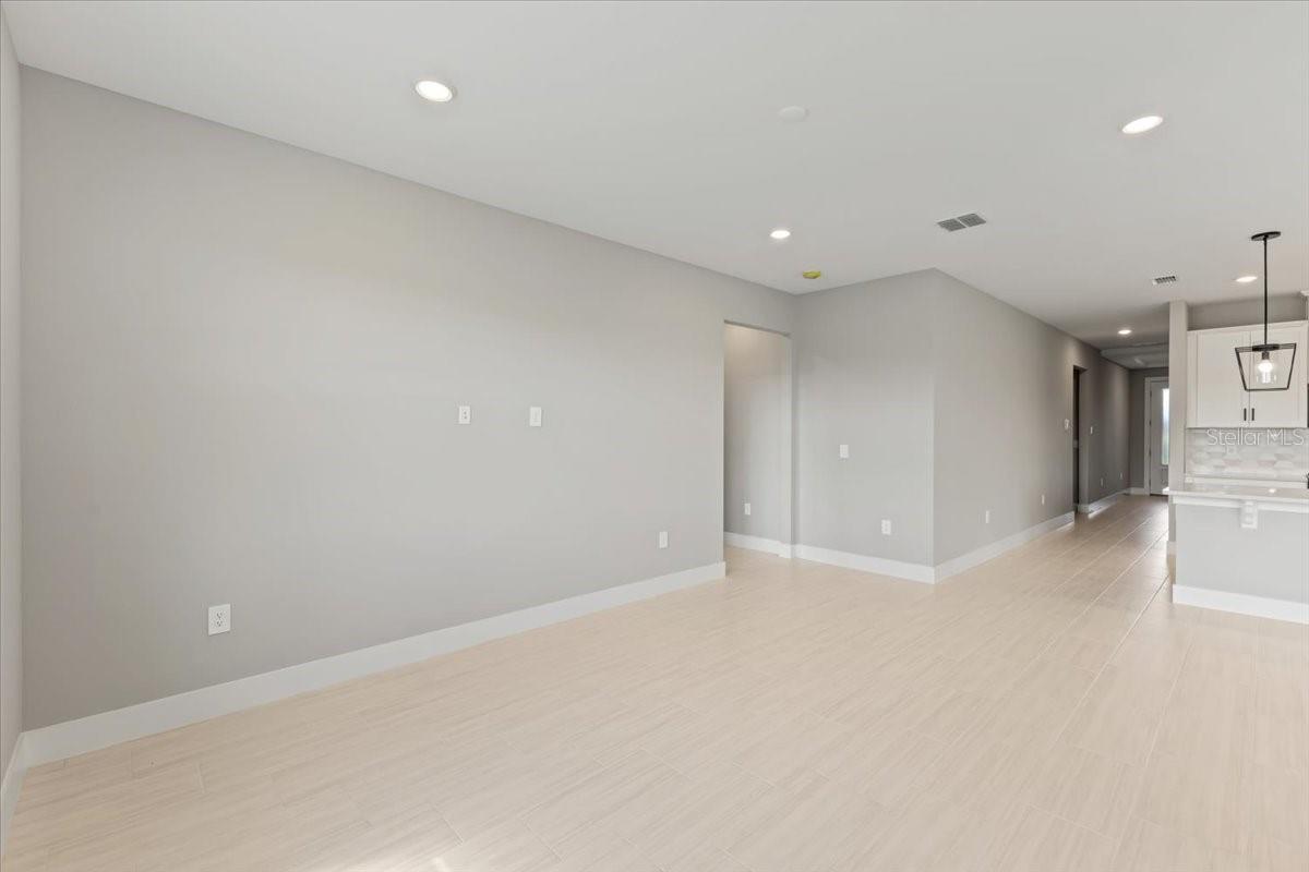 522 Sun Chaser Dr Property Photo 10