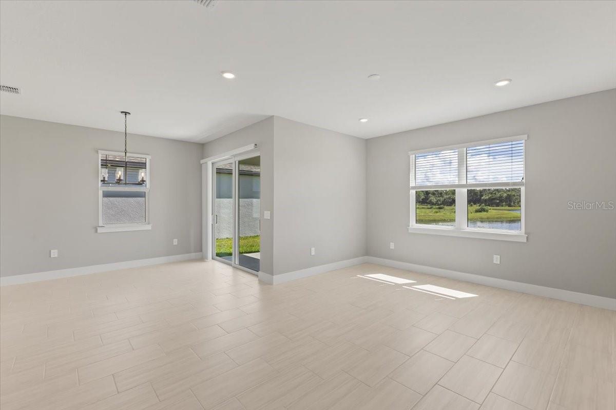 522 Sun Chaser Dr Property Photo 11