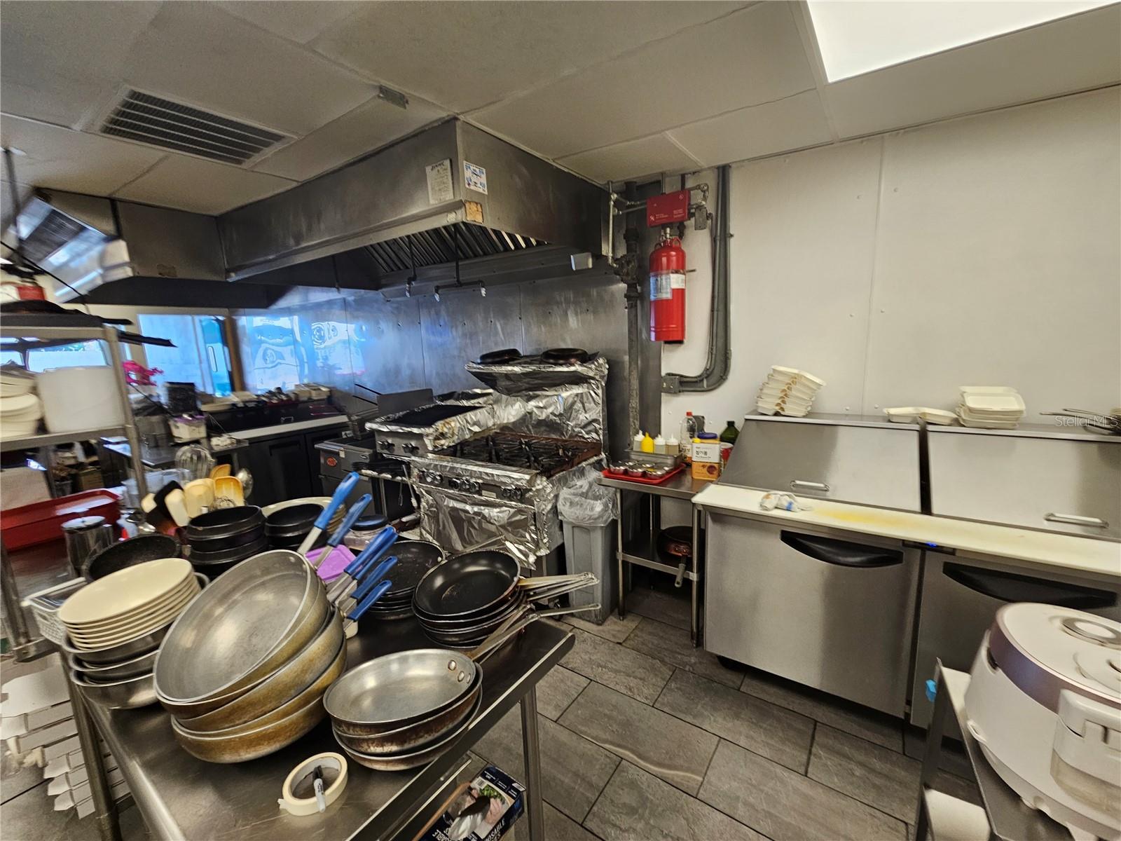 O6185985 Property Photo 9