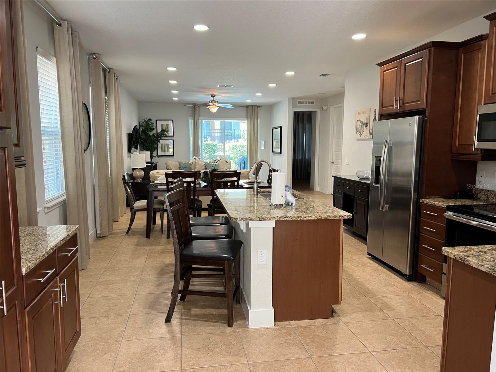 370 Lasso Dr Property Photo 12