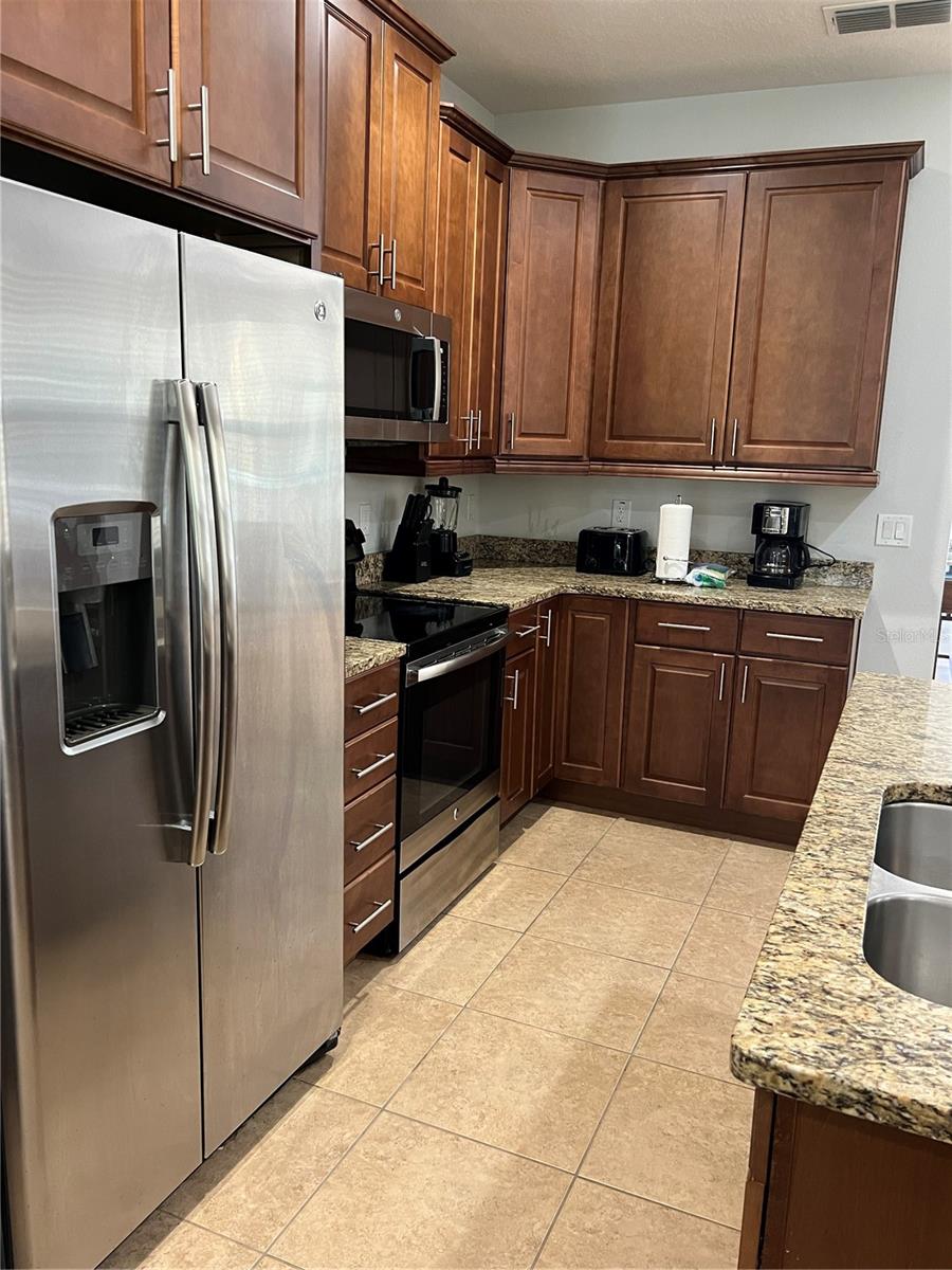 370 Lasso Dr Property Photo 17