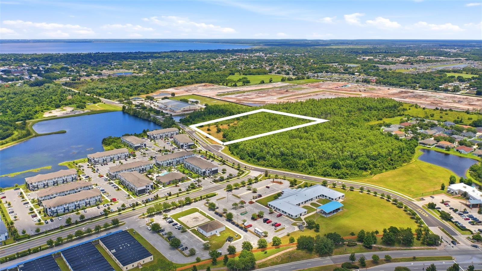 00 Corporate Campus Way Property Photo 19