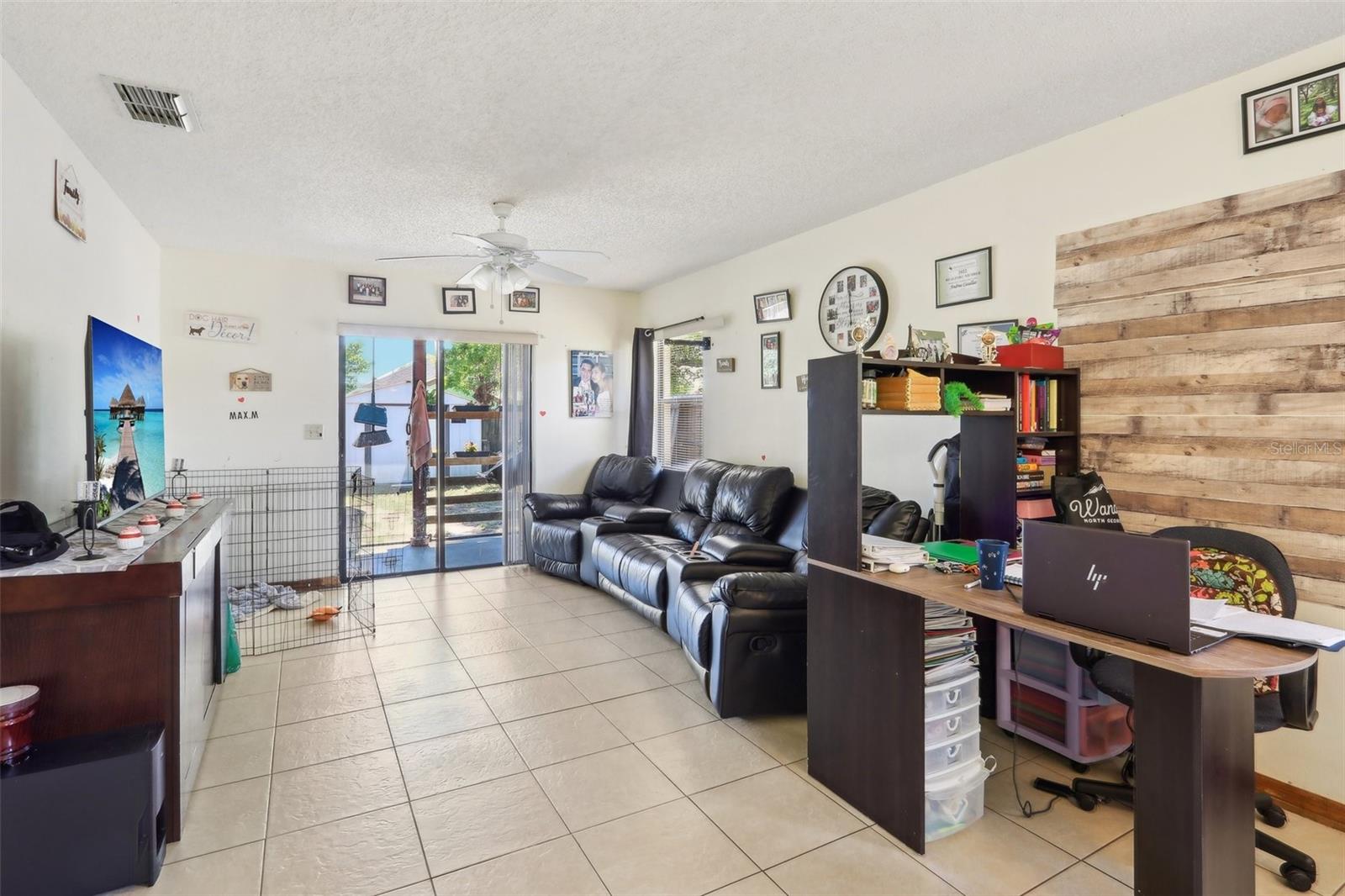371 Cocoa Ct Property Photo 5