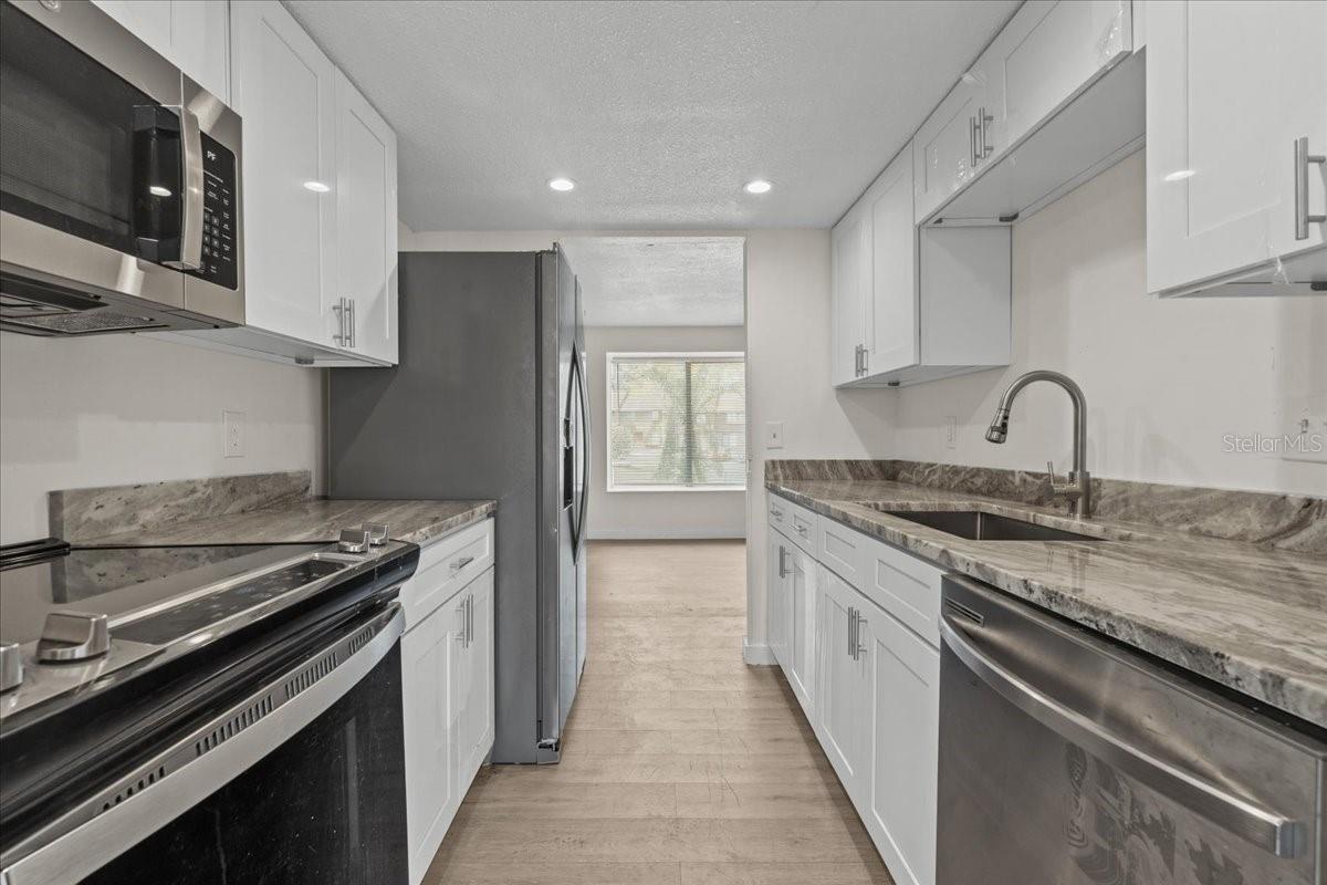4945 Sanoma Vlg #b Property Photo 4
