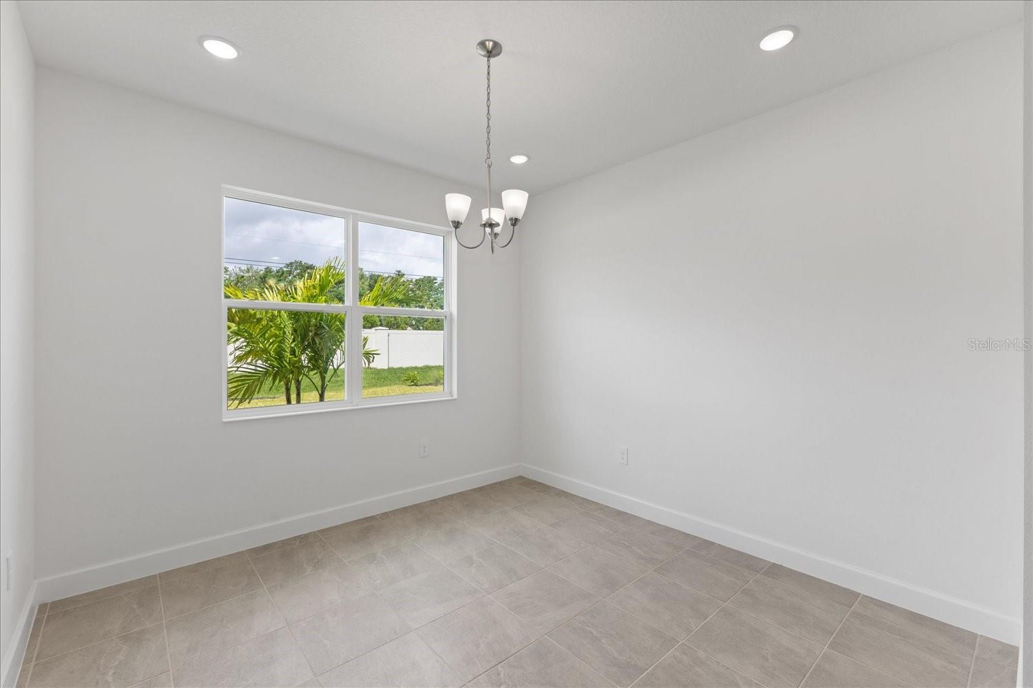 9593 Vibrant Lane Property Photo 8