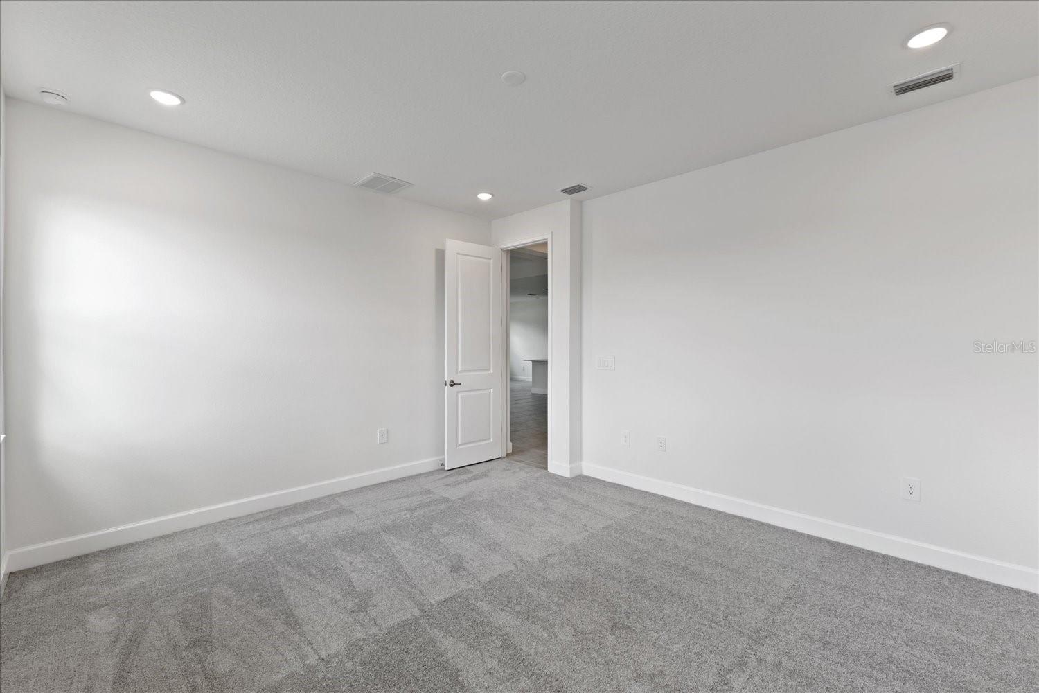 9593 Vibrant Lane Property Photo 10