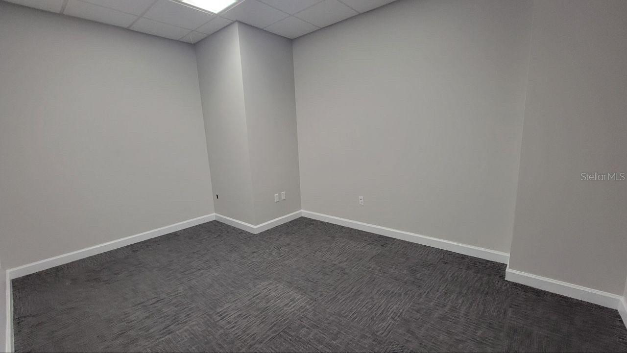 121 S Orange Ave #920 Property Photo 20