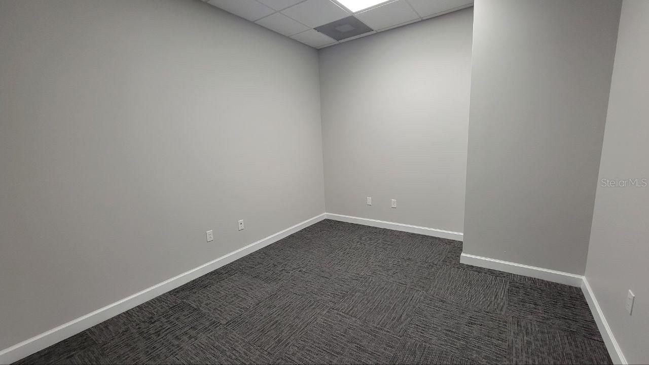 121 S Orange Ave #920 Property Photo 22