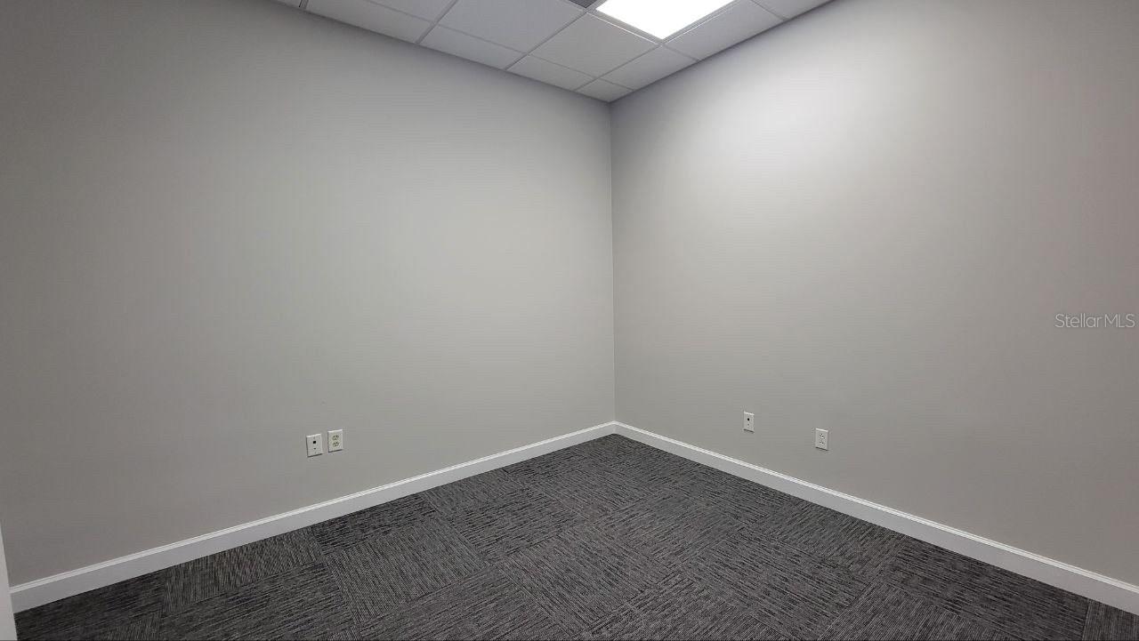 121 S Orange Ave #920 Property Photo 23