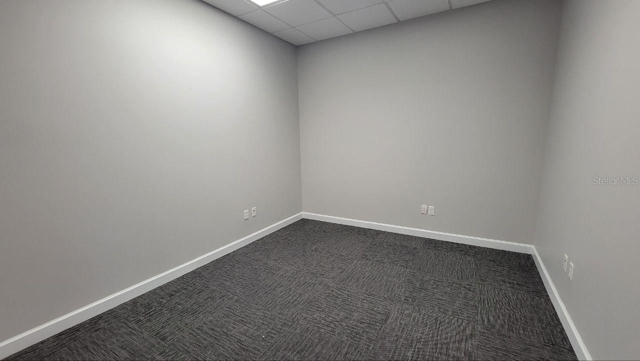 121 S Orange Ave #920 Property Photo 25
