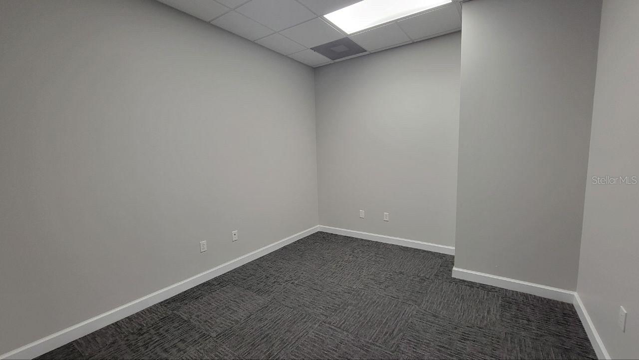 121 S Orange Ave #920 Property Photo 28