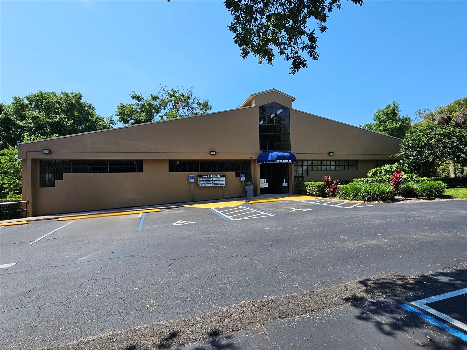 75 Fox Ridge Ct. #f Property Photo 1