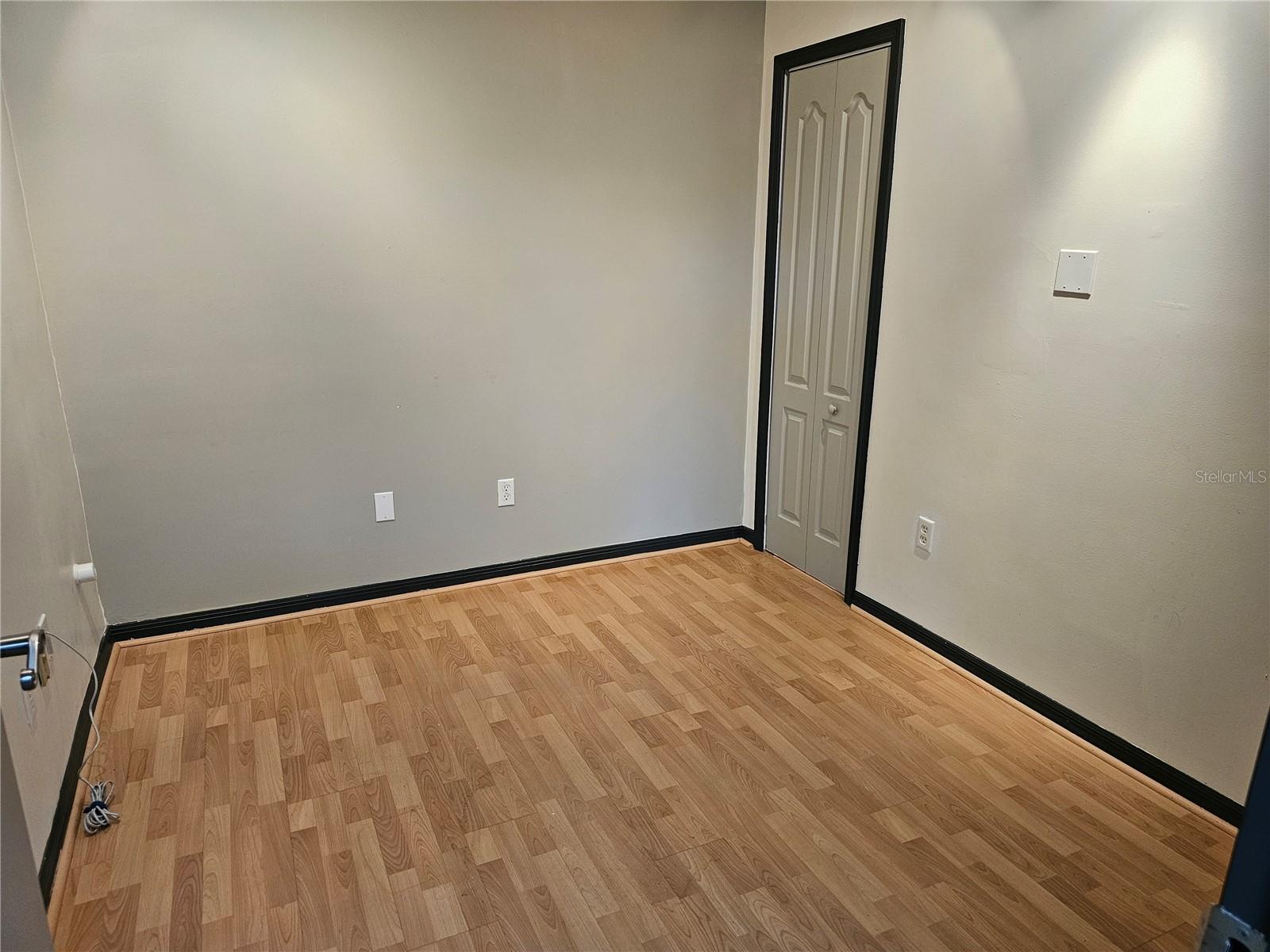 75 Fox Ridge Ct. #f Property Photo 12