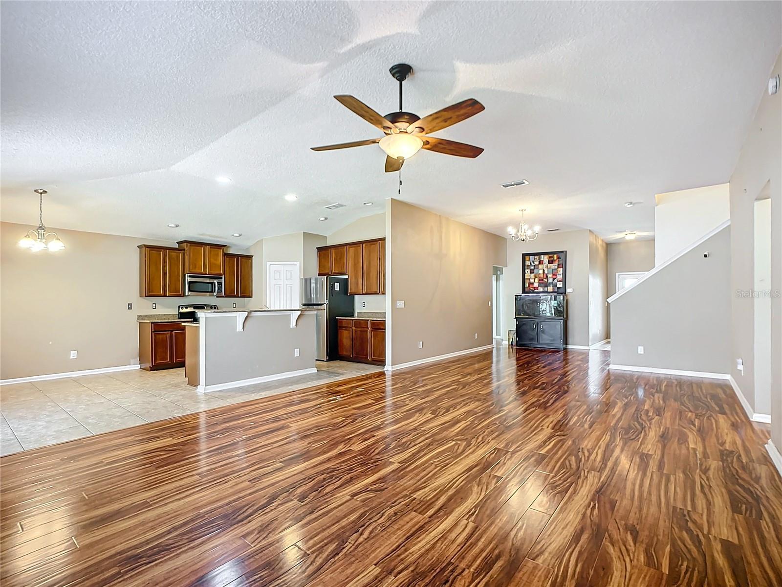 467 S Aberdeenshire Dr Property Photo 4