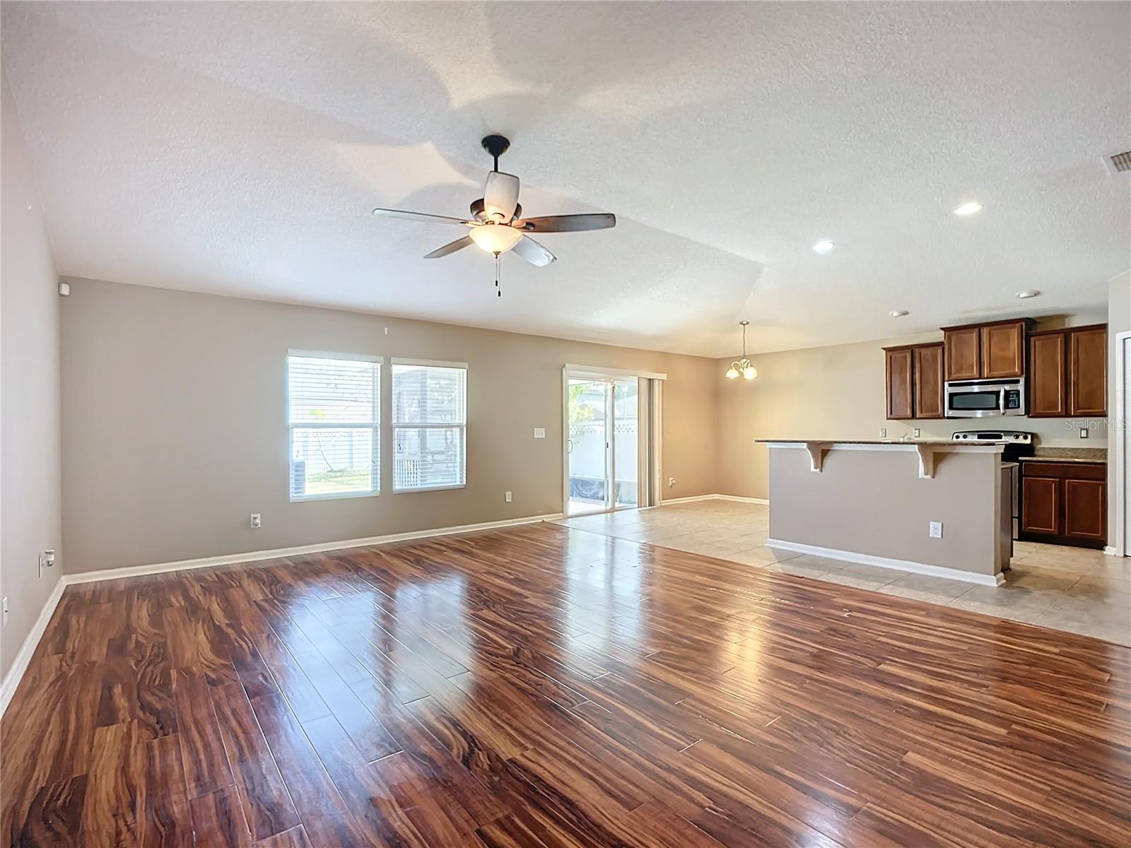 467 S Aberdeenshire Dr Property Photo 5