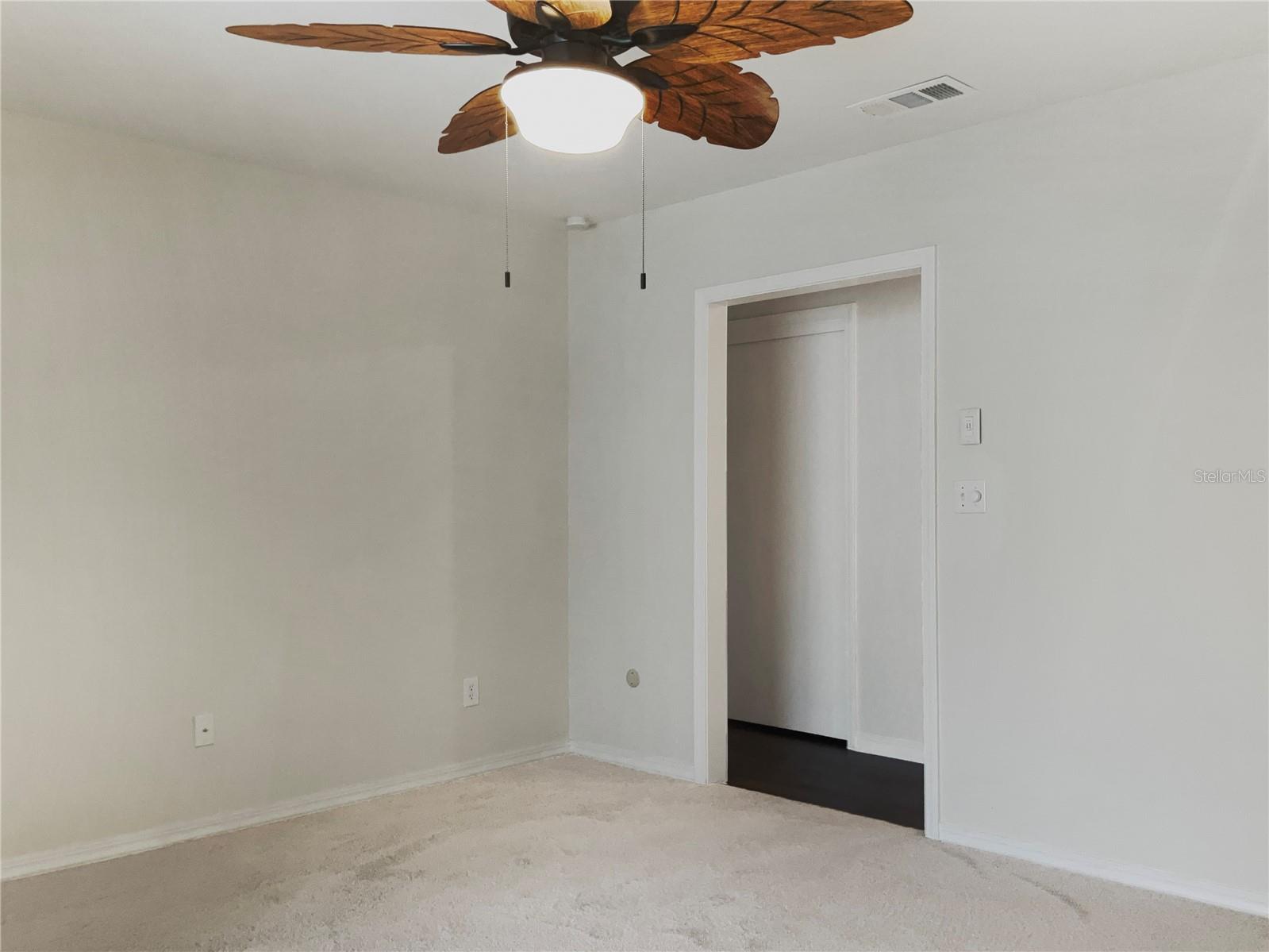 610 Julie Ln Property Photo 14