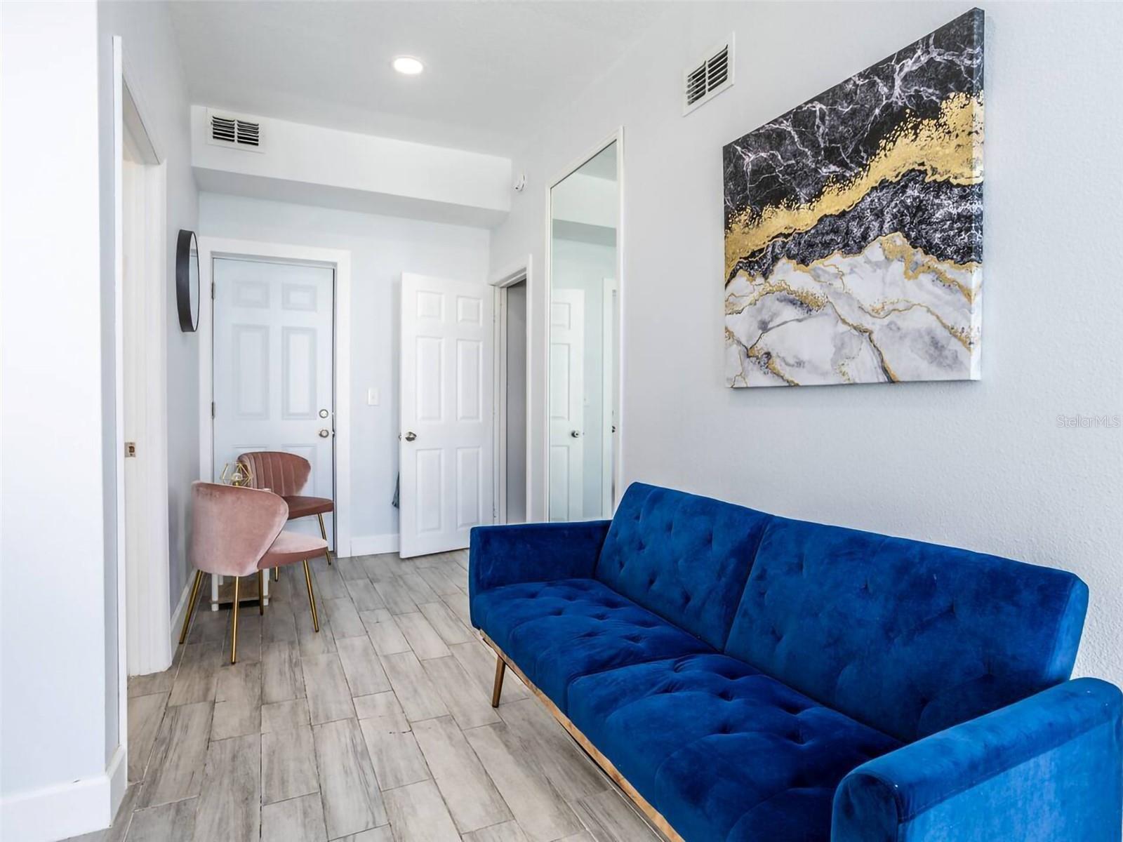 4401 Lenmore St #3 Property Photo 8
