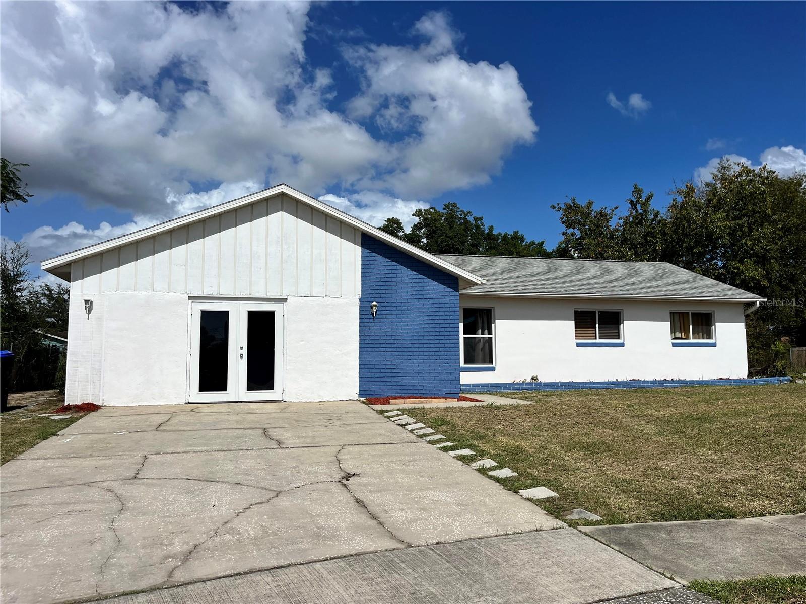 7313 Cabor Ct Property Photo 3