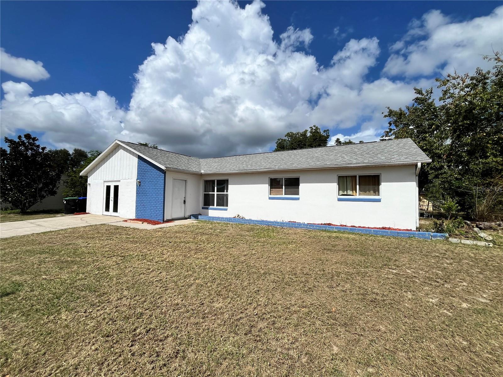 7313 Cabor Ct Property Photo 4