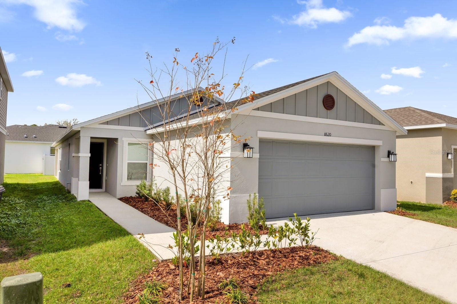 8620 Caribbean Pine Way Property Photo 1