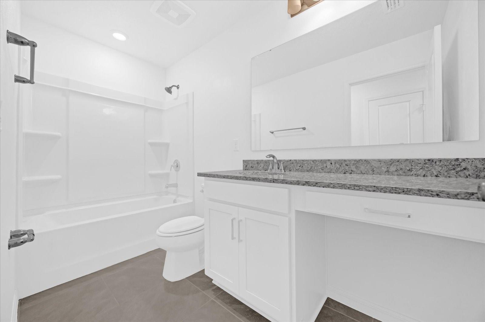 8620 Caribbean Pine Way Property Photo 12