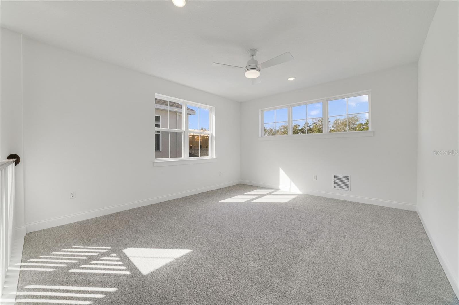 231 Severn Way #36 Property Photo 24