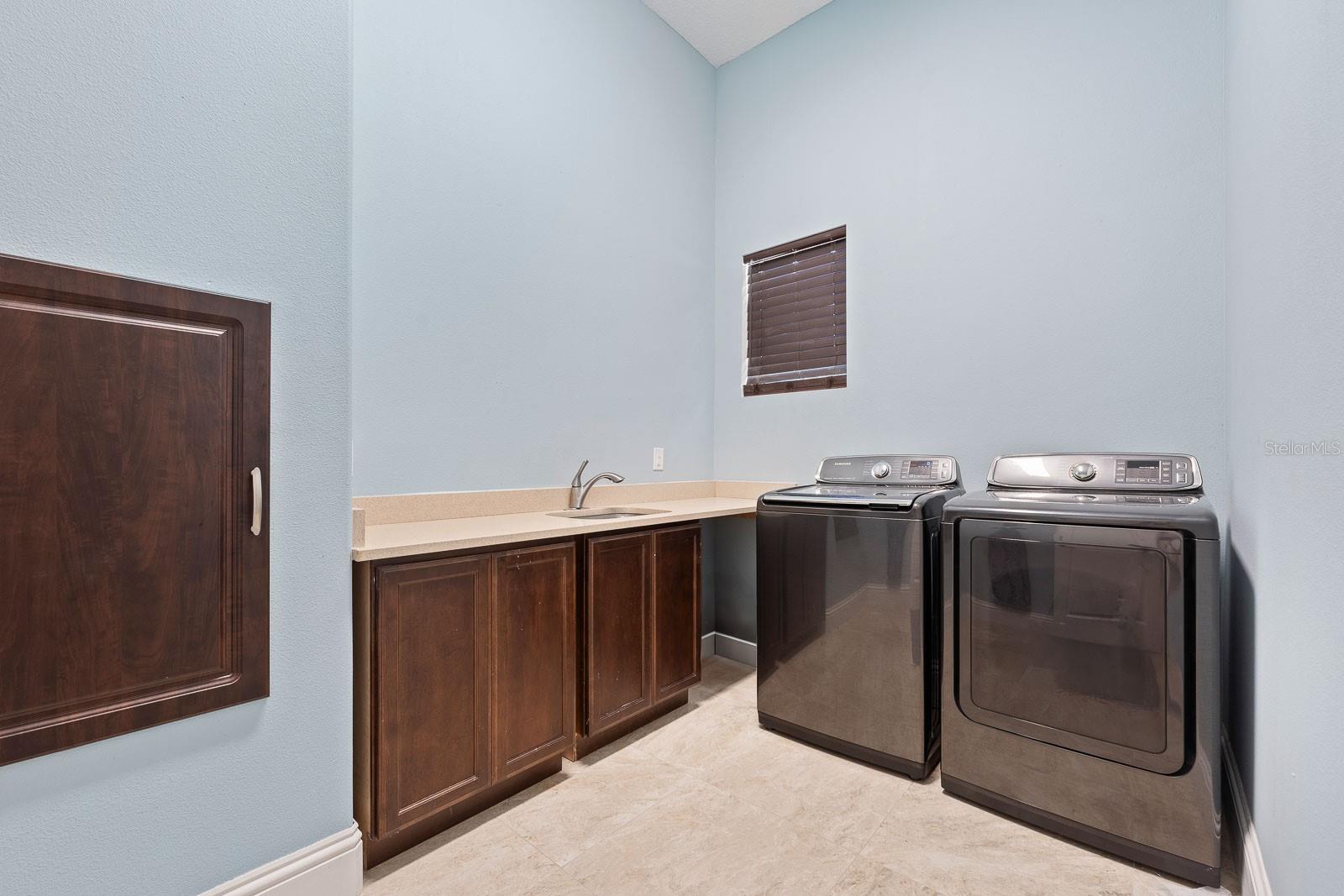 2490 Zuni Rd Property Photo 60