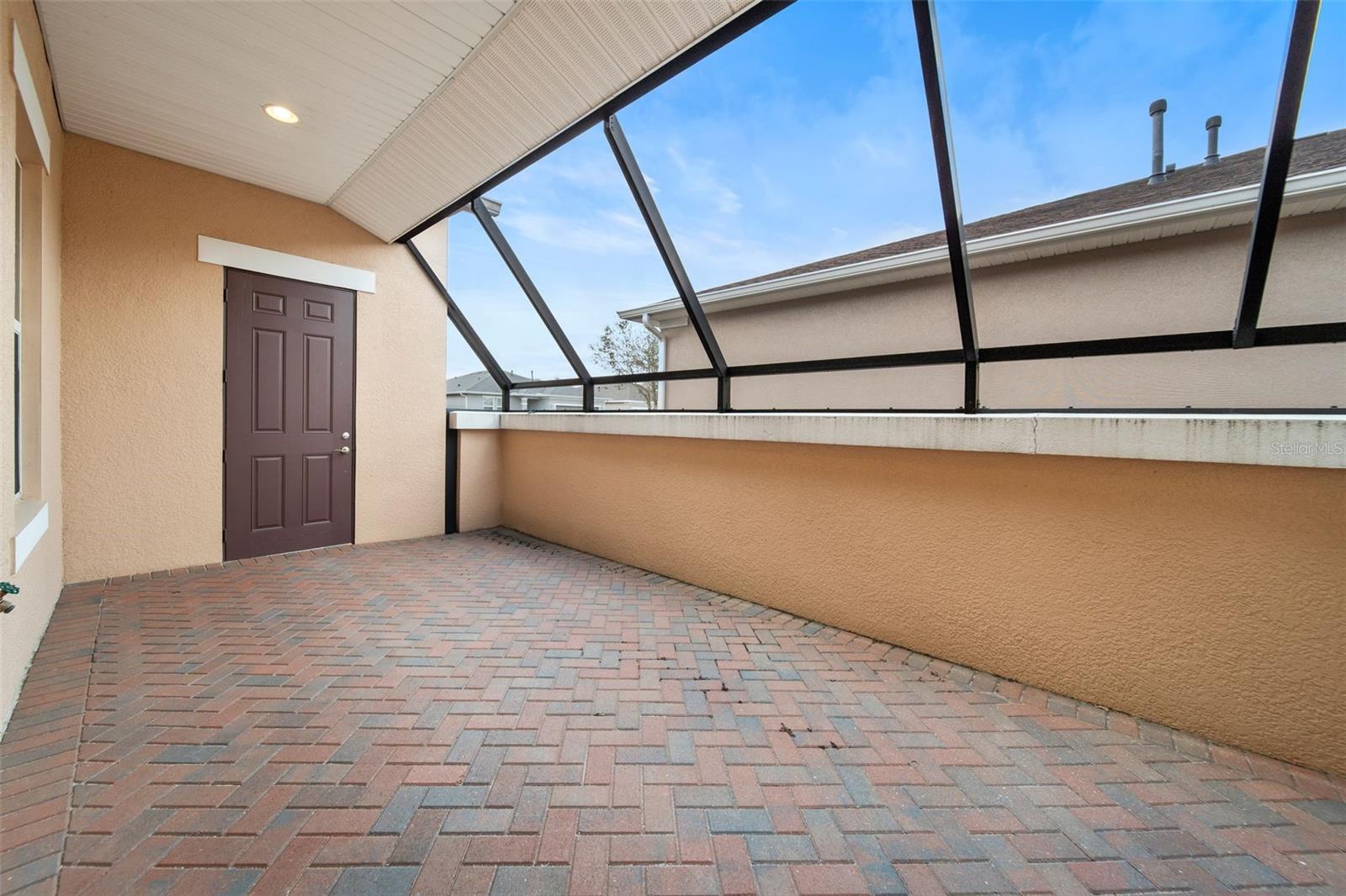 737 Alcove Dr Property Photo 6