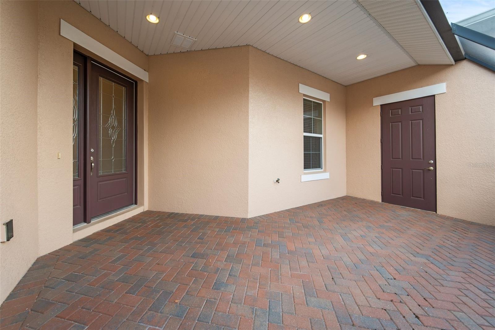 737 Alcove Dr Property Photo 7