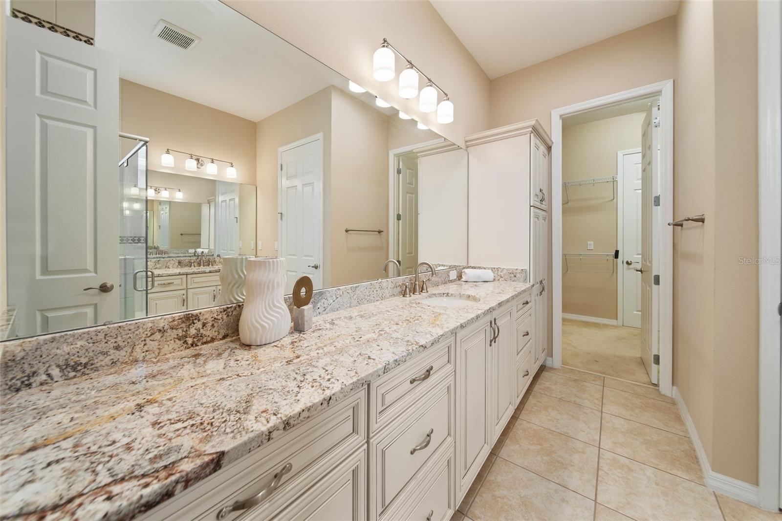737 Alcove Dr Property Photo 19